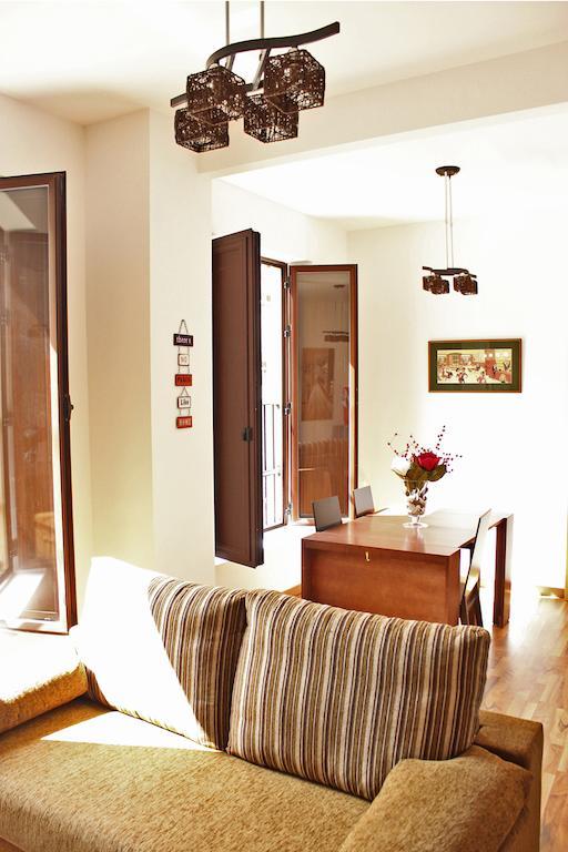 Casa De La Lonja